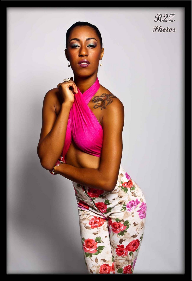 Female model photo shoot of KylaMonique