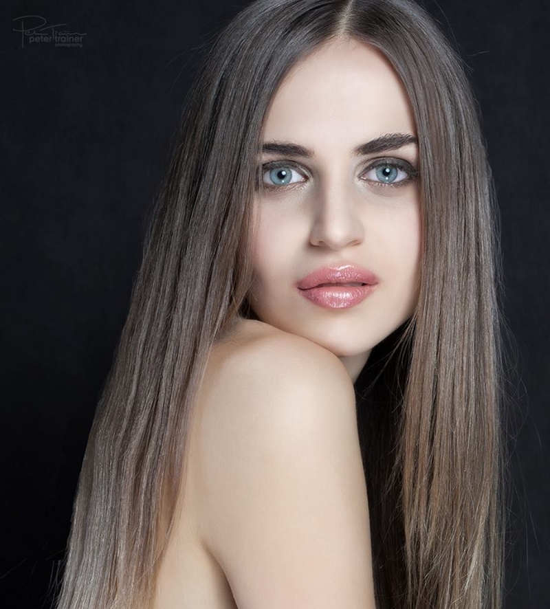 Female model photo shoot of Karolina Janku by Peter Trainer in Noosa heads