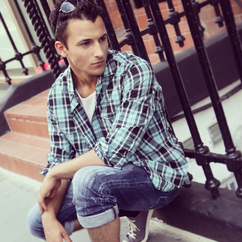 Male model photo shoot of Yaseen Jaffer in London