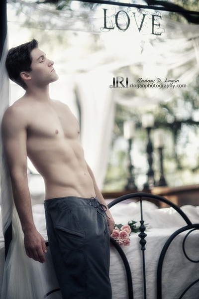 Male model photo shoot of Ryan Havner by RLoganPhoto