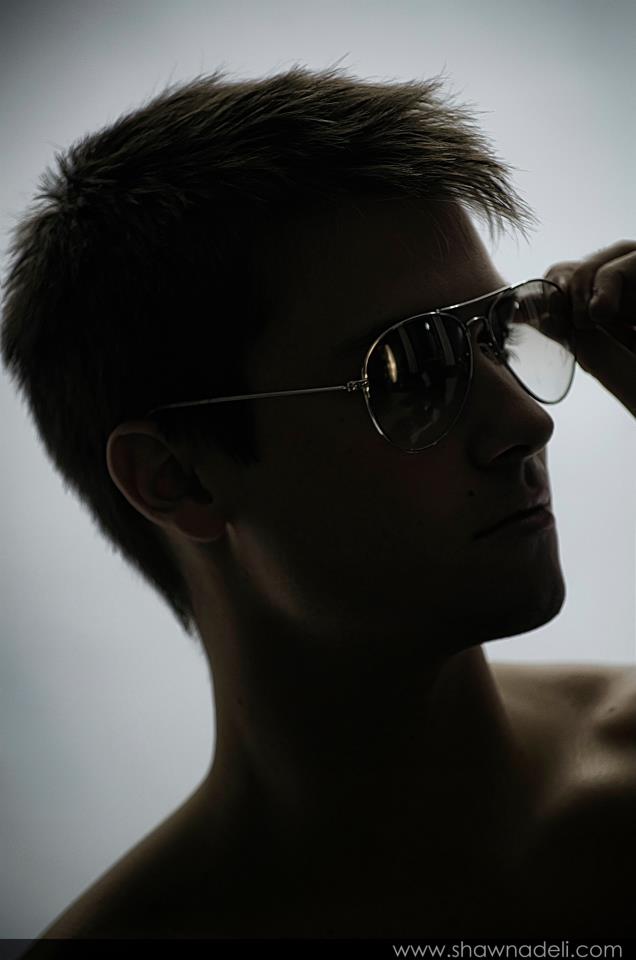 Male model photo shoot of Daniel Plotner