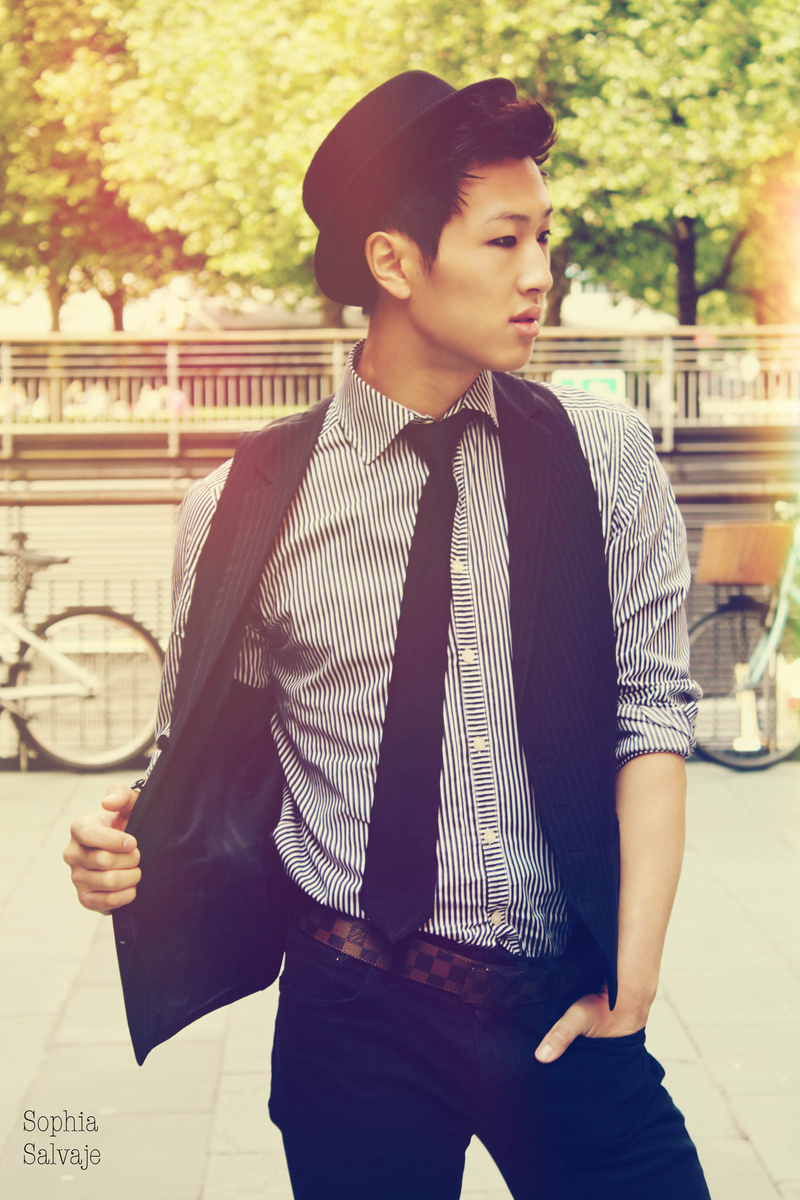 Male model photo shoot of Sean Seong-Il Yoon