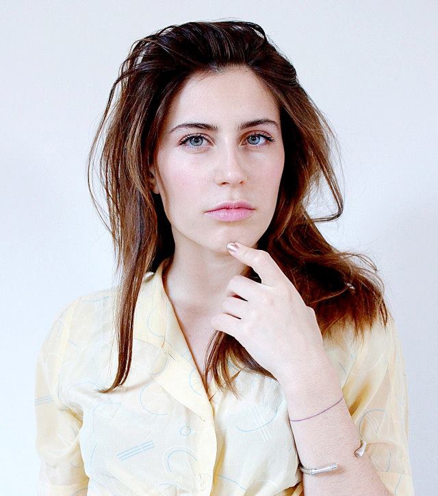 Female model photo shoot of Eleonore Alexandrakis