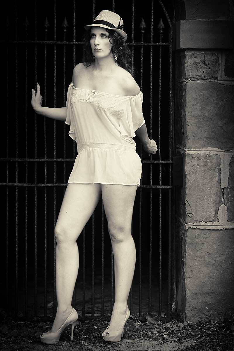 Female model photo shoot of Amanda_J by Pedro E Bauza