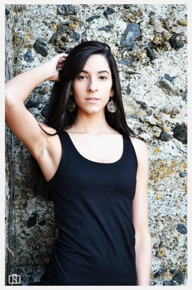 Female model photo shoot of Nathaly Castillo