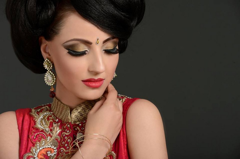 Female model photo shoot of Sapna K
