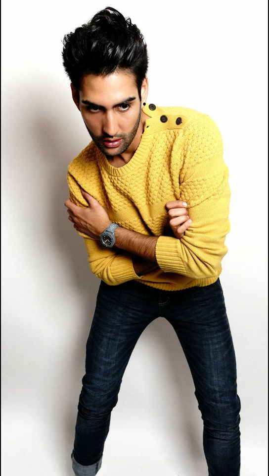 Male model photo shoot of Luis Gaviria