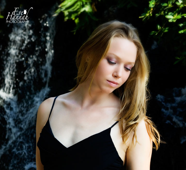 Female model photo shoot of Eve Hannah Photography