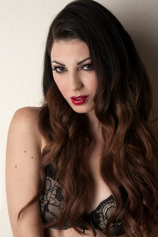Female model photo shoot of Tarah McDaniel