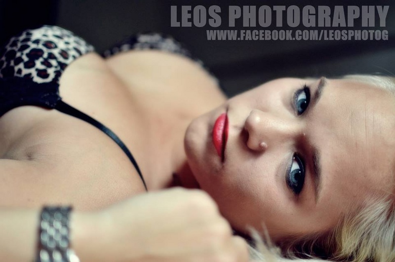 Female model photo shoot of Jenn Lynn xo