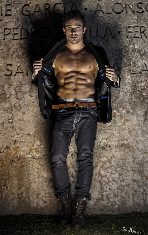 Male model photo shoot of Alejandro Guimera
