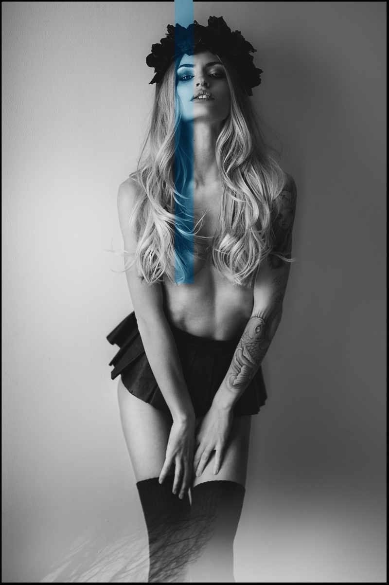 Female model photo shoot of Evka Rox