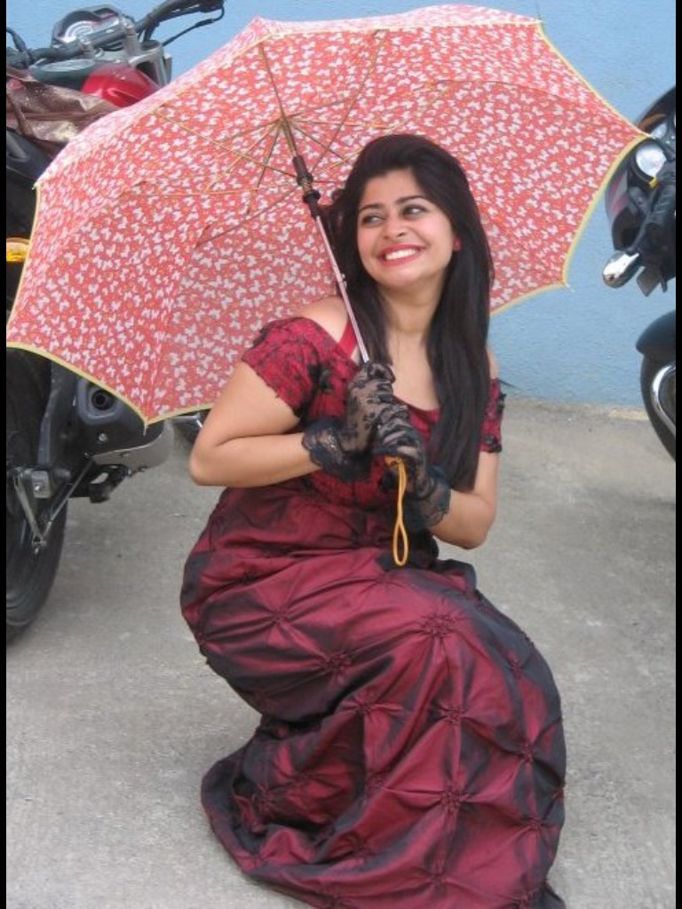Female model photo shoot of Srushti