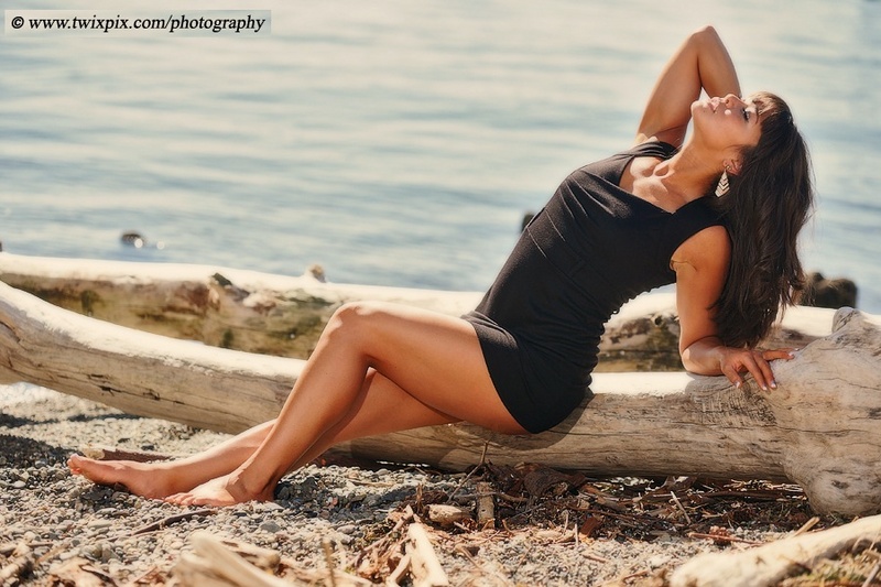 Female model photo shoot of Chandra Alexandra