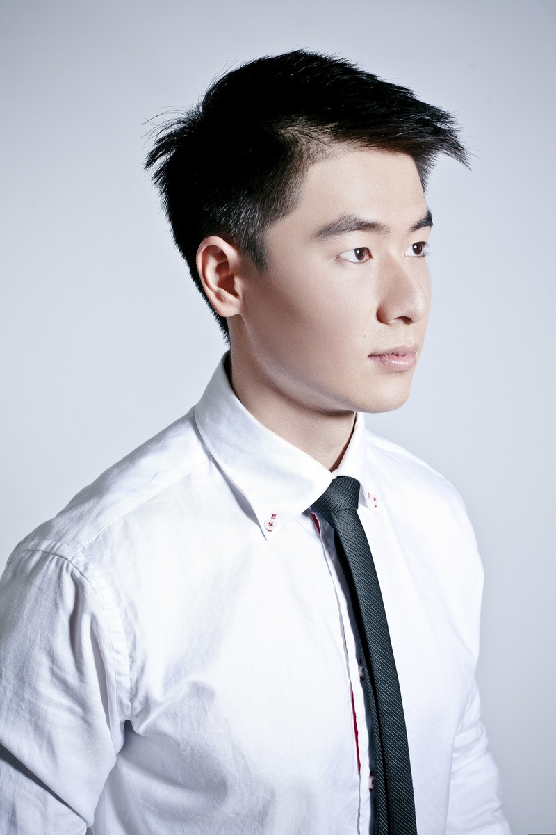 Male model photo shoot of HarrySong