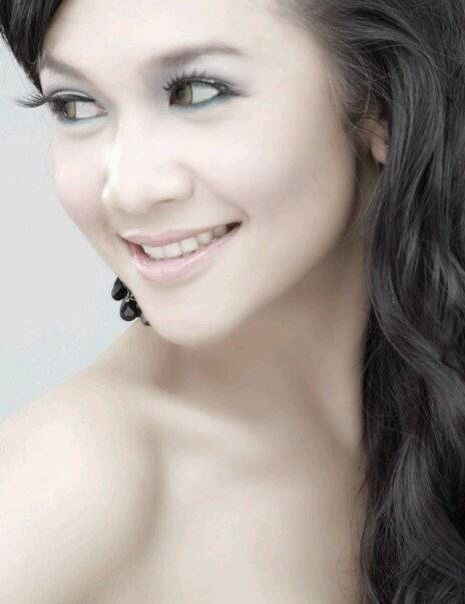 Female model photo shoot of Anindita Putri in Jakarta