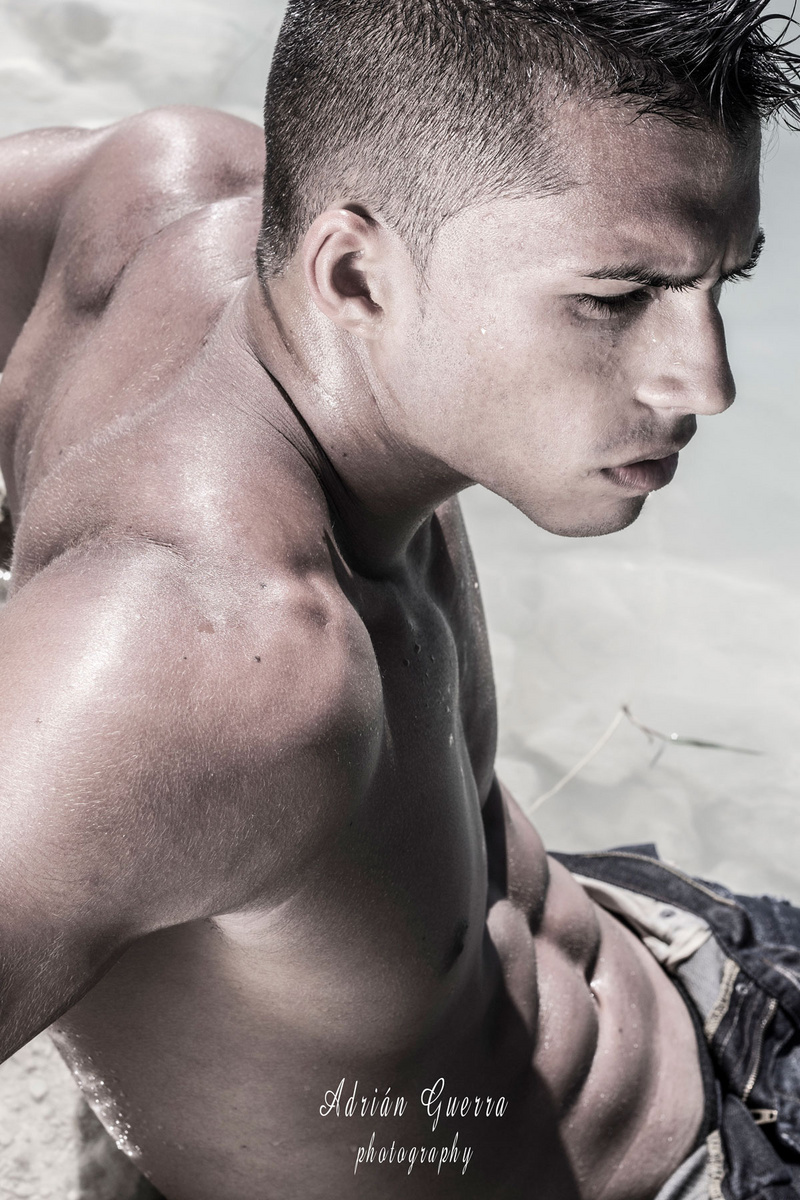Male model photo shoot of Adrian233 in Alicante