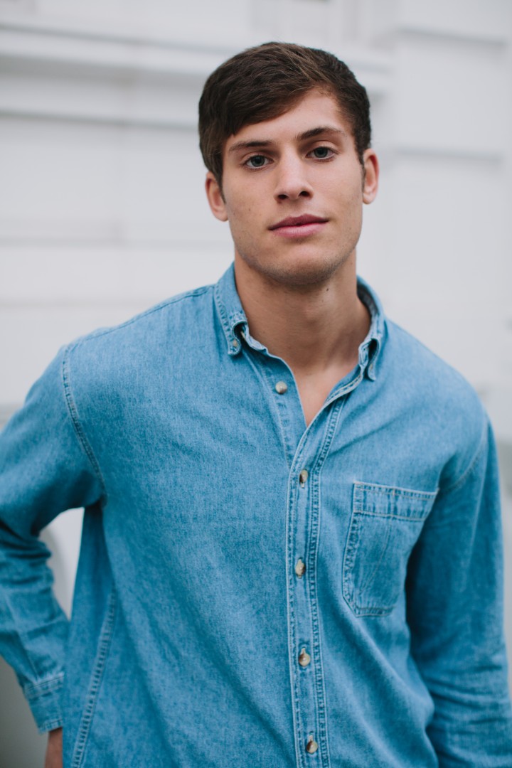 Male model photo shoot of Alex Lindon