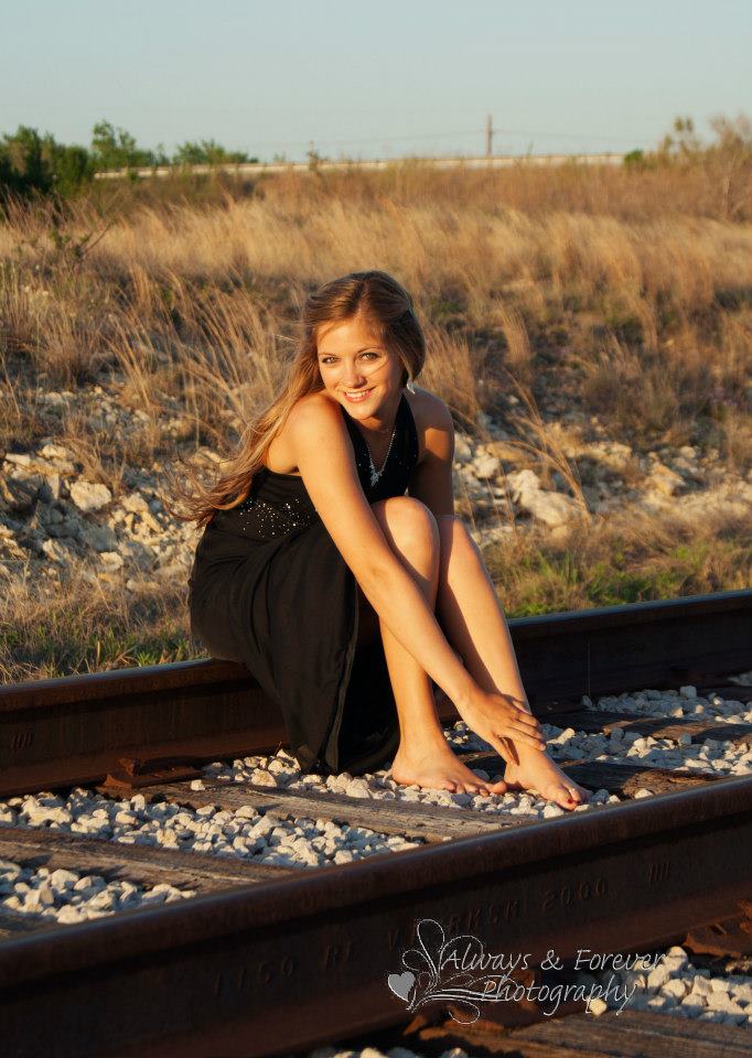 Female model photo shoot of Stefanie Fedorchenko in Killeen, Texas