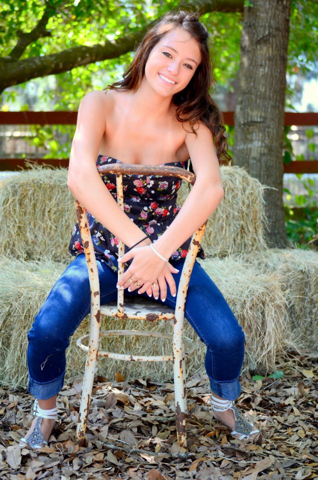 Female model photo shoot of Peyton Johnson in Sarasota, Fl