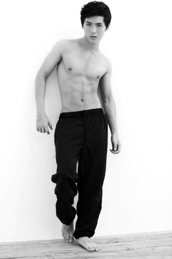 Male model photo shoot of Lee Yan Gen