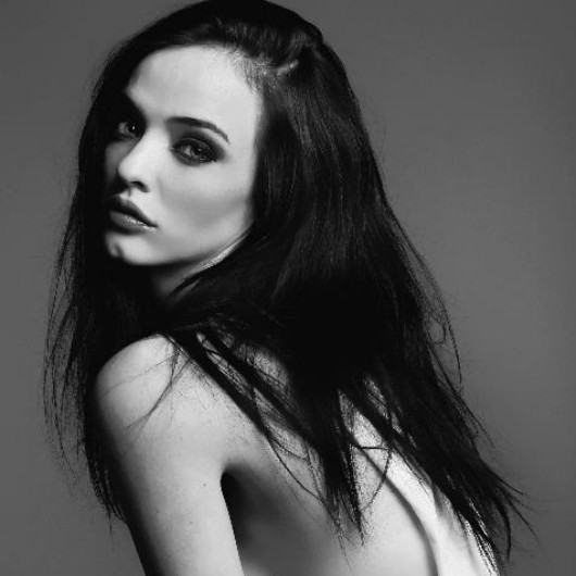 Female model photo shoot of Maddie Lynne