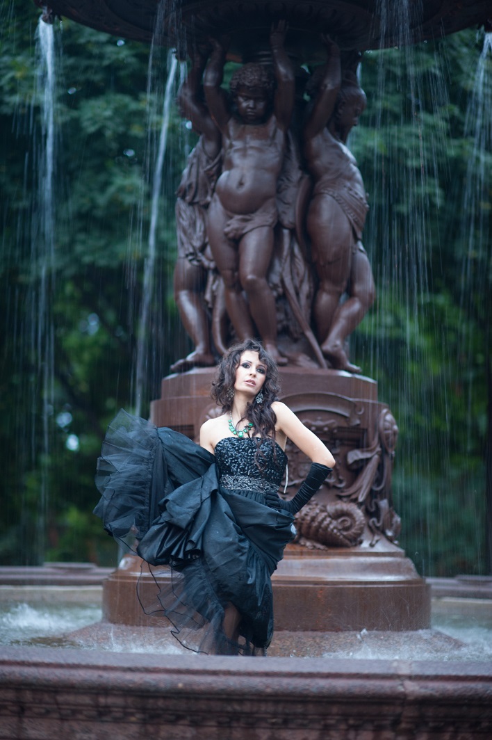 Female model photo shoot of Mariam Mariamti in ottawa