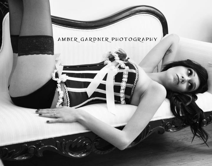 Female model photo shoot of Jade Souders