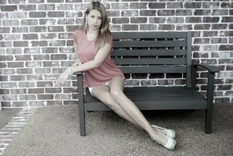 Female model photo shoot of Felicia Thompson in Nashville TN