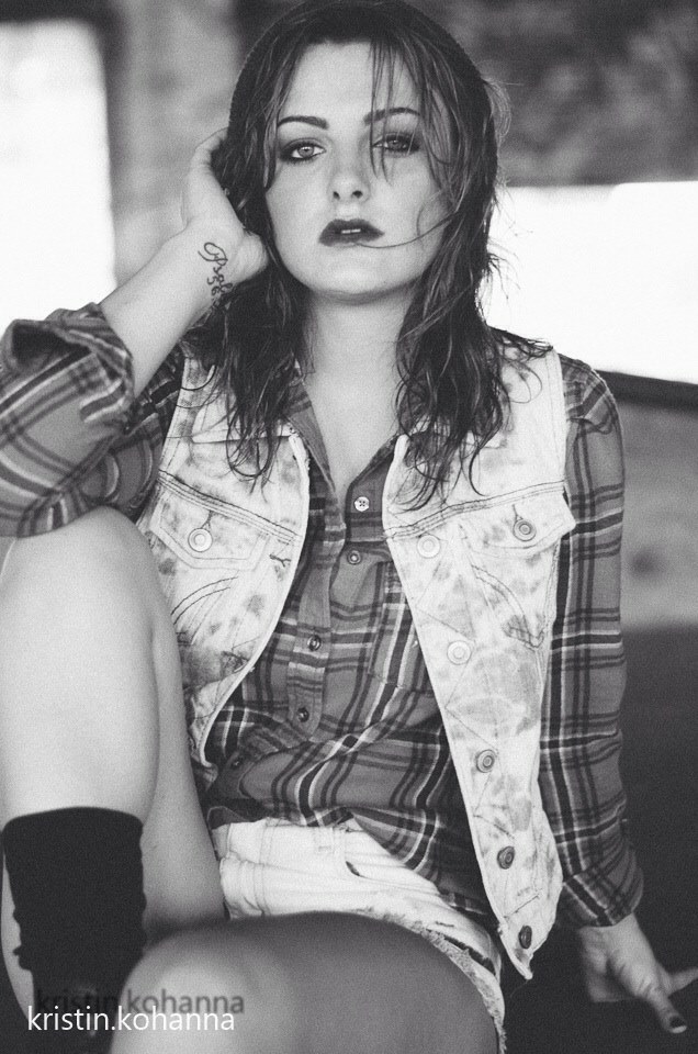 Female model photo shoot of Kennedy Reese 