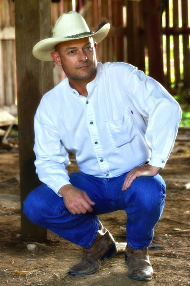 Male model photo shoot of Eisbaer63 in Magan, KY