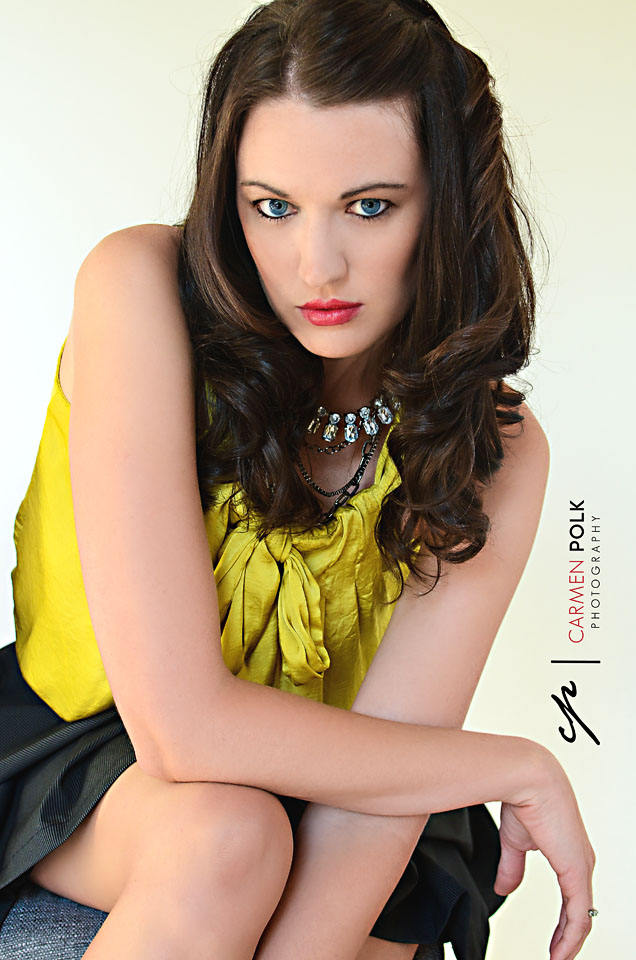 Female model photo shoot of Deanna Pavlicek