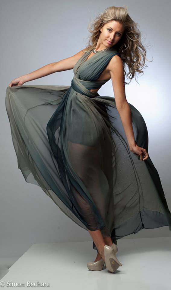 Female model photo shoot of Michelle Zauzig in Studio 400