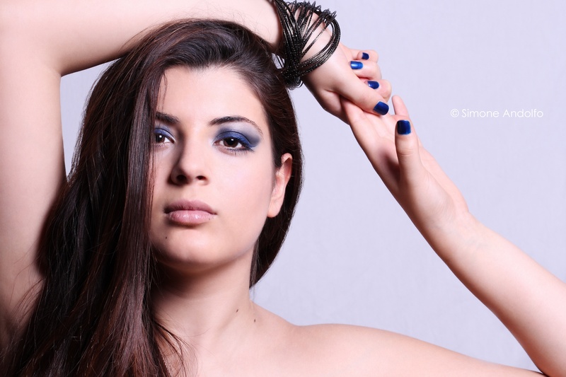 Female model photo shoot of Elisa Siza Schiavon