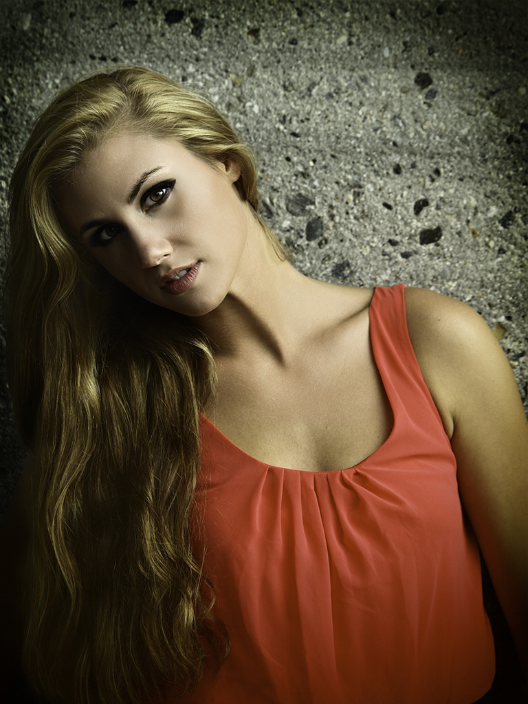 Female model photo shoot of Maggie Lindland