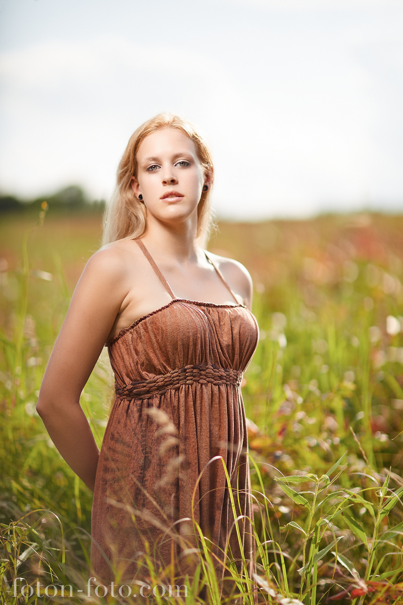 Female model photo shoot of Beta Frey by chris_holtmeier in Omaha, NE