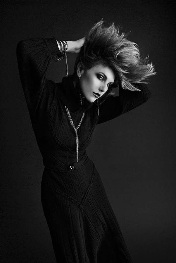 Female model photo shoot of Maria Nakhmanovich