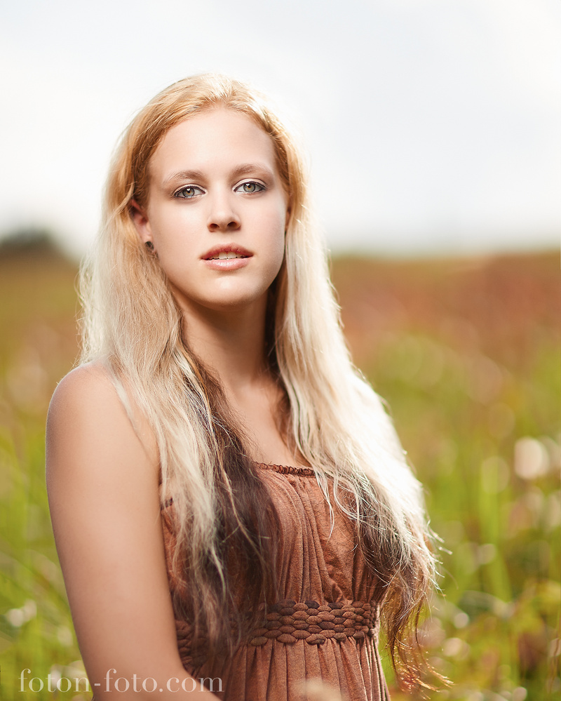 Female model photo shoot of Beta Frey by chris_holtmeier in Omaha, NE