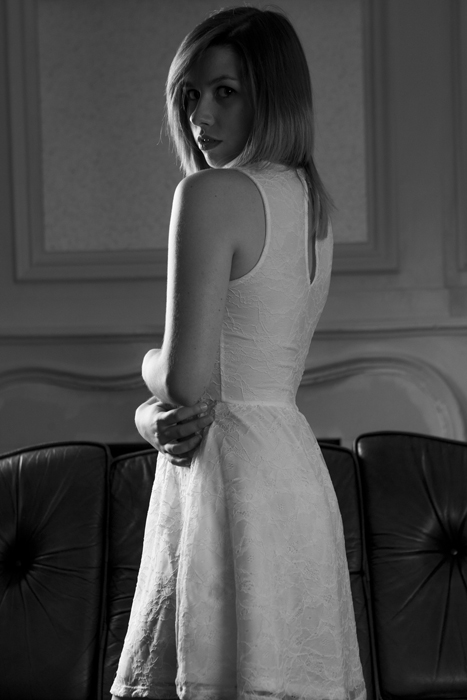 Female model photo shoot of Marion Mara