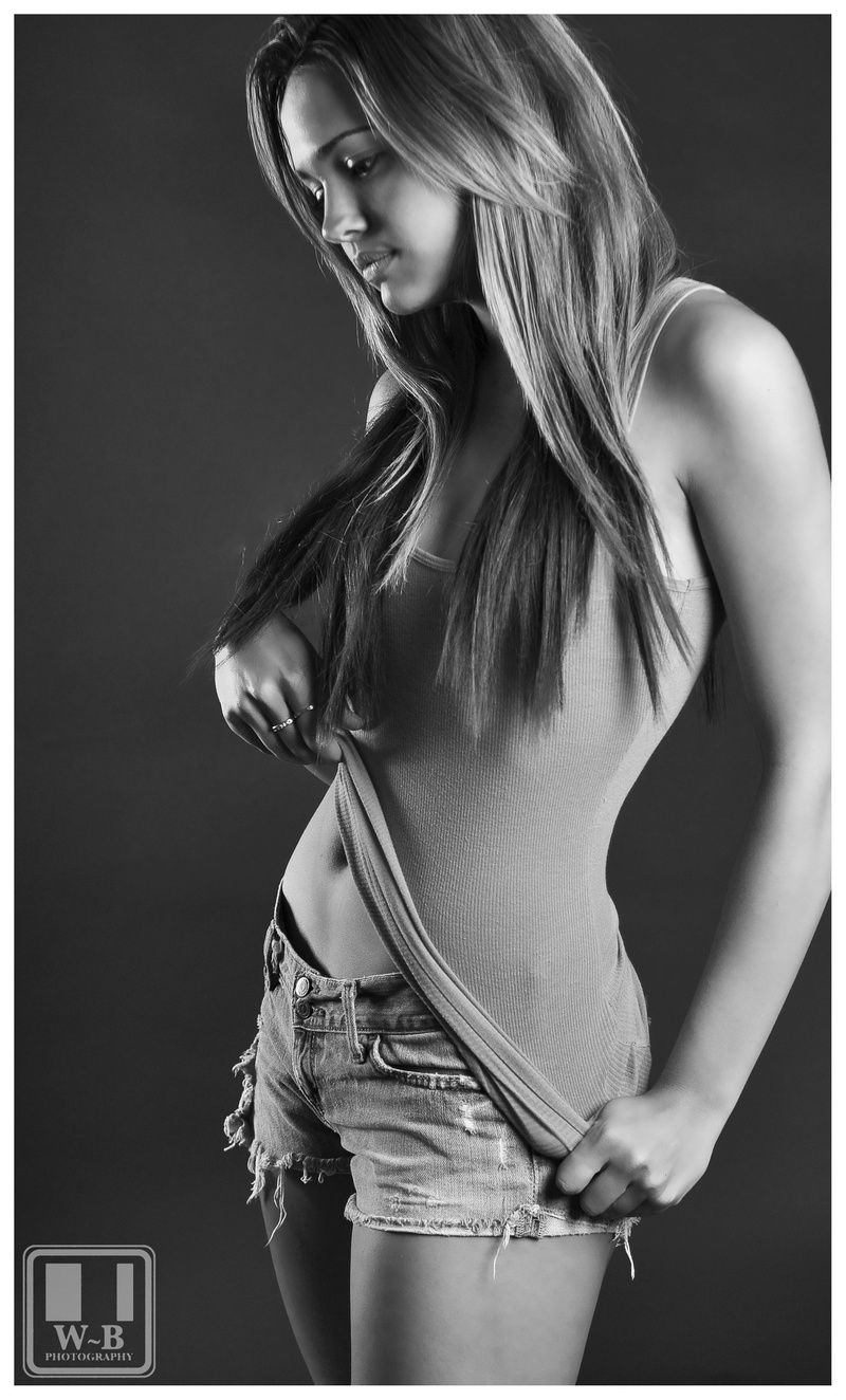 Female model photo shoot of Abigail Seymour
