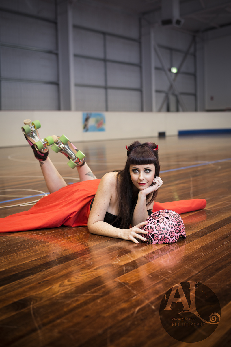 Female model photo shoot of Anastasia Lees in Skate International