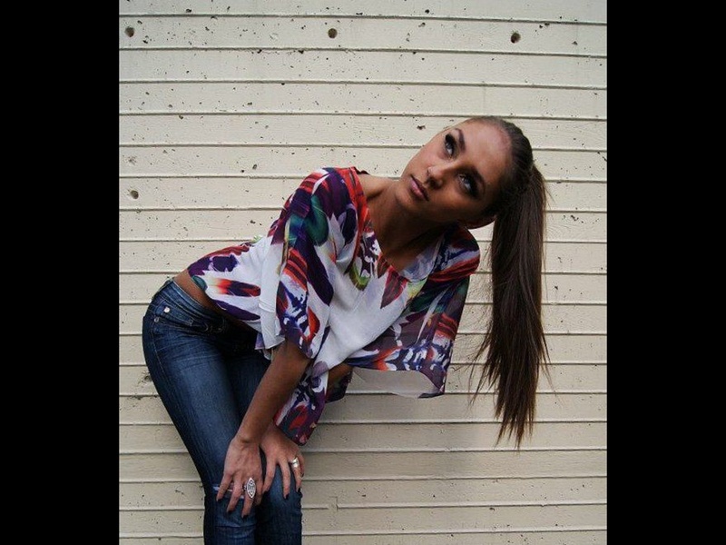Female model photo shoot of Romez_