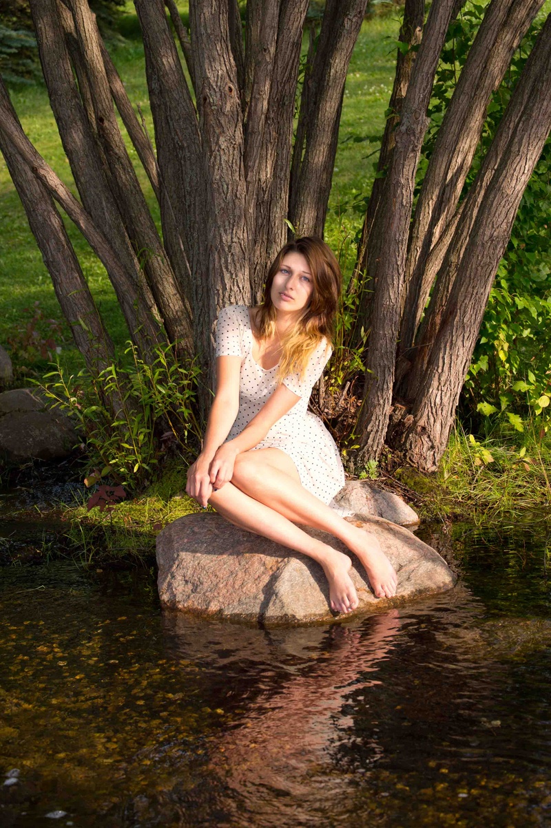 Female model photo shoot of Rebecca G G by BJagerPhotography in Hawrelak Park