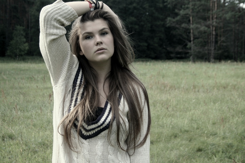 Female model photo shoot of Katarzyna Bednarek