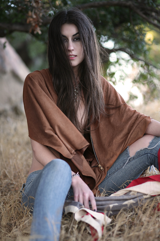 Female model photo shoot of HannahRae by JacktheZipper