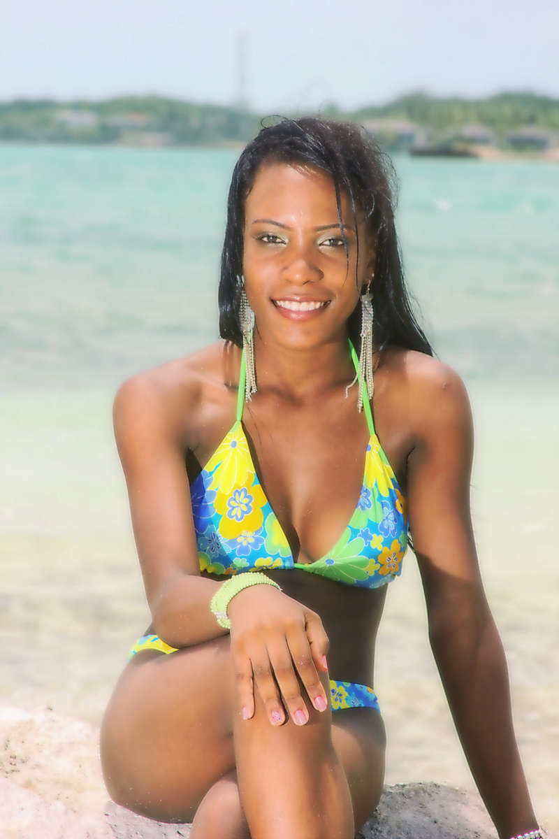 Female model photo shoot of Jadesha Culmer in The Bahamas
