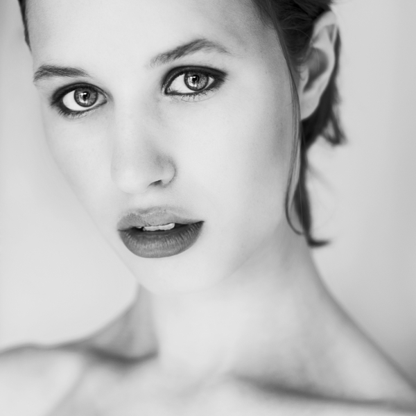 Female model photo shoot of Viktoria Panik in Dublin