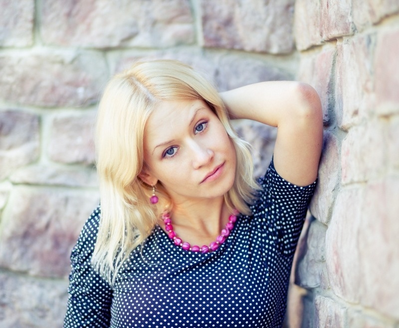 Female model photo shoot of Hanna Zakharevich