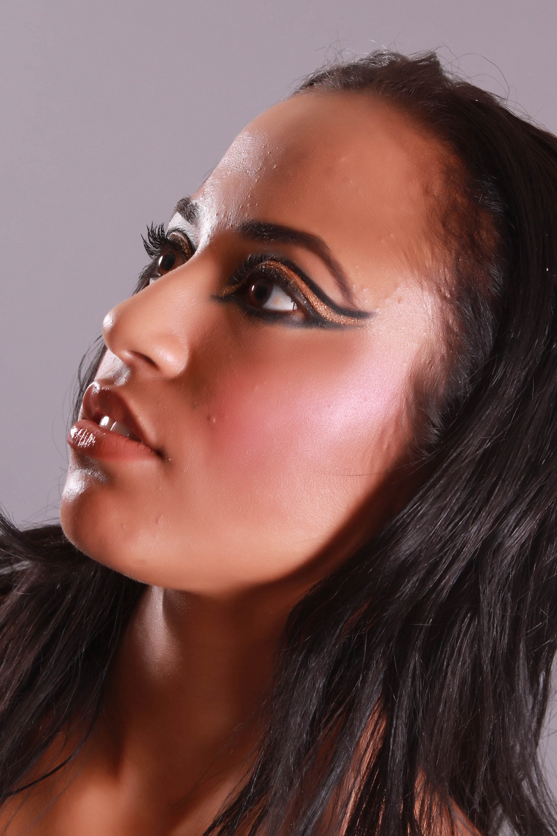 Female model photo shoot of Makeup By LaToya