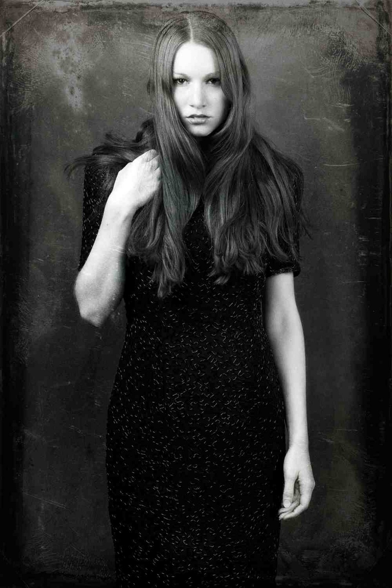 Female model photo shoot of Aurelie Rose